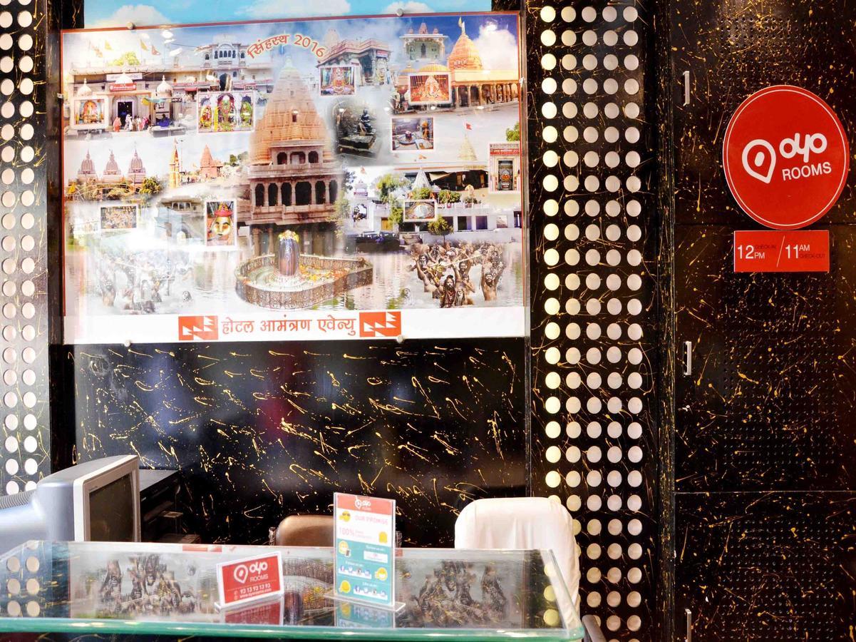 Oyo 2403 Hotel Aamantran Avenue Ujjain Dış mekan fotoğraf