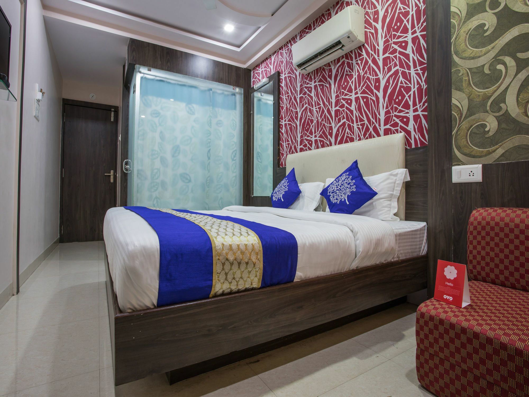 Oyo 2403 Hotel Aamantran Avenue Ujjain Dış mekan fotoğraf